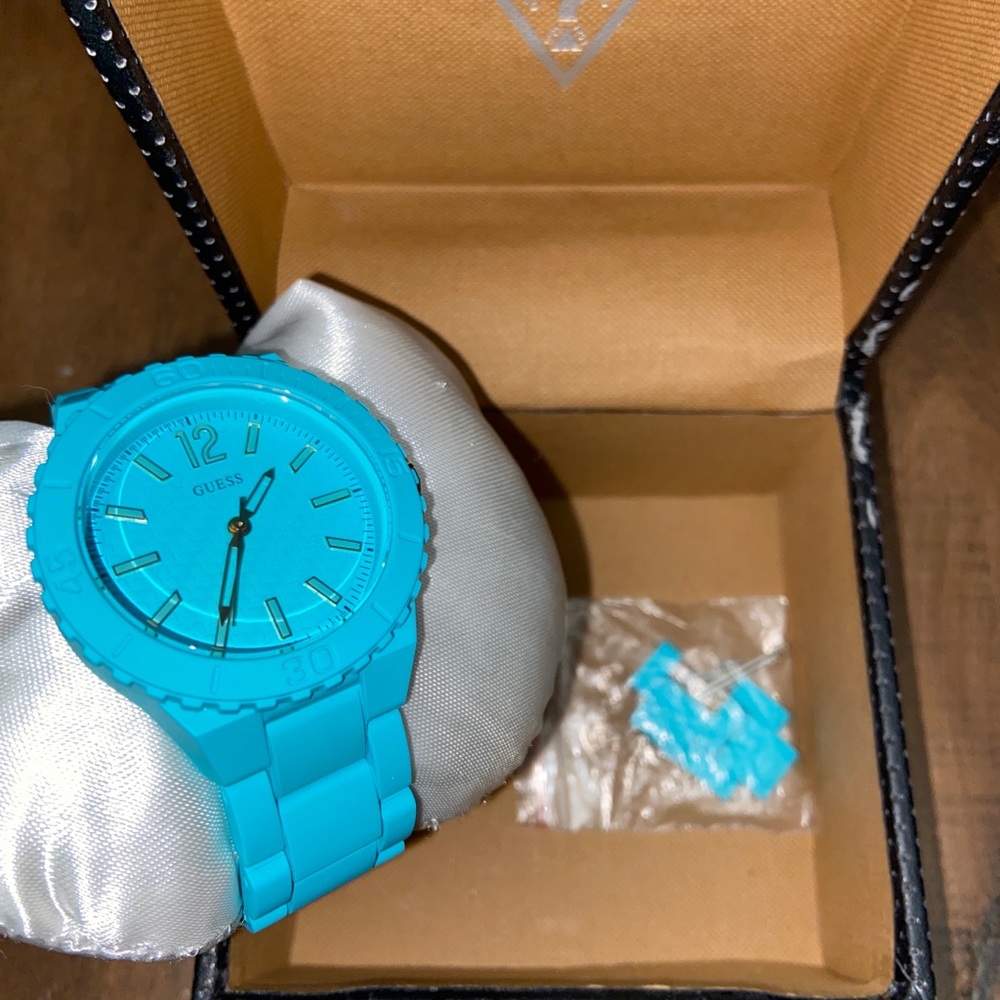 GUESS watch